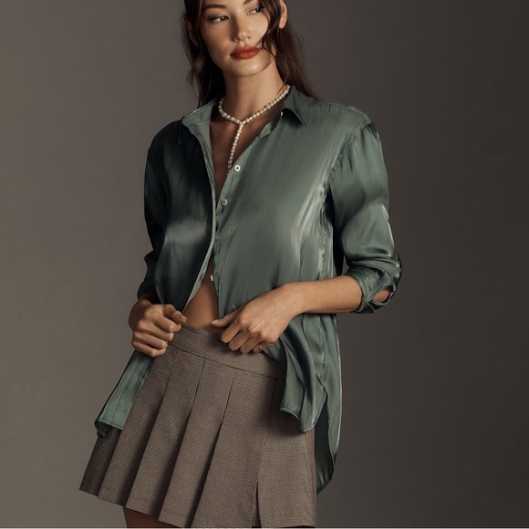 By Anthropologie Silky Iridescent Buttondown Shirt - Picture 3 of 6